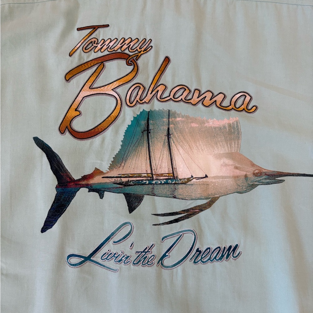 Tommy Bahama Mens XL Embroidered Marlin Sunset Livin Silk Camp Shirt Light Green
